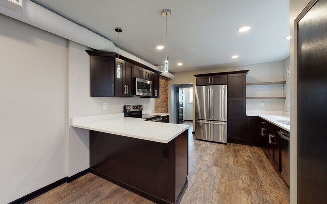 Apartamento de 3 habitaciones en East Carson, 1819 - 1819 E Carson St