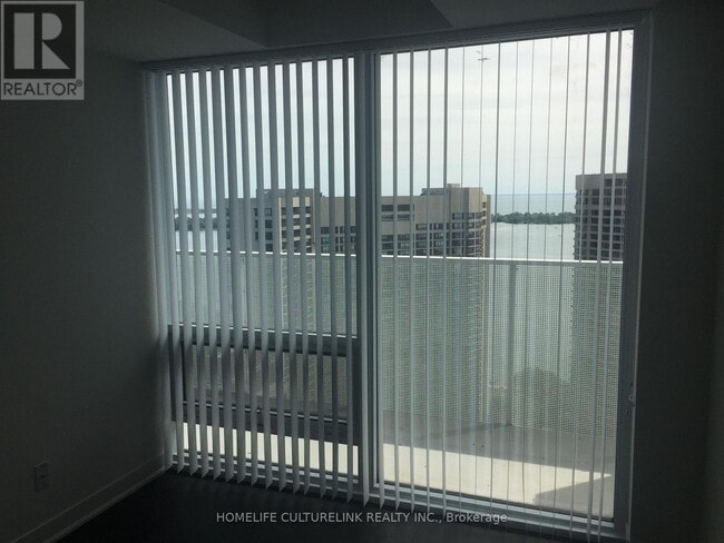 Building Photo - 88 Harbour St