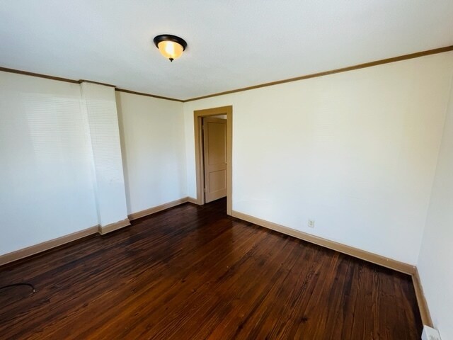 Building Photo - Duplex - Available now