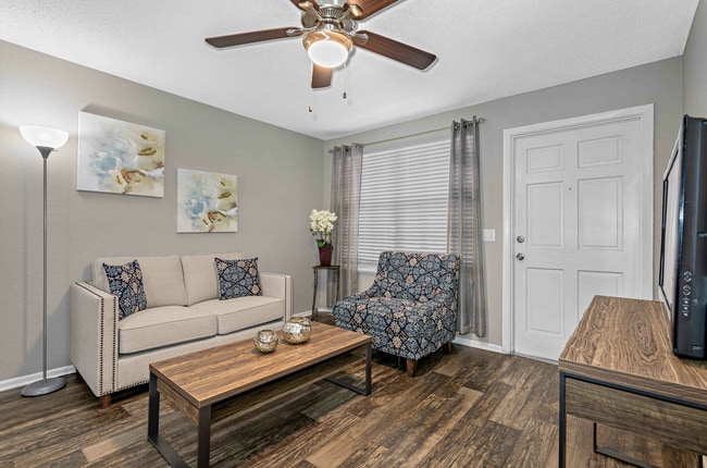 Building Photo - Villas at Deer Park Apartments