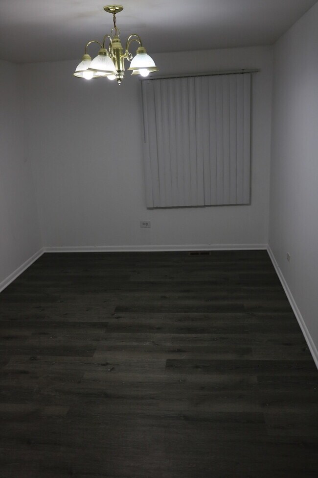 Foto del edificio - 20167 Ash Ln