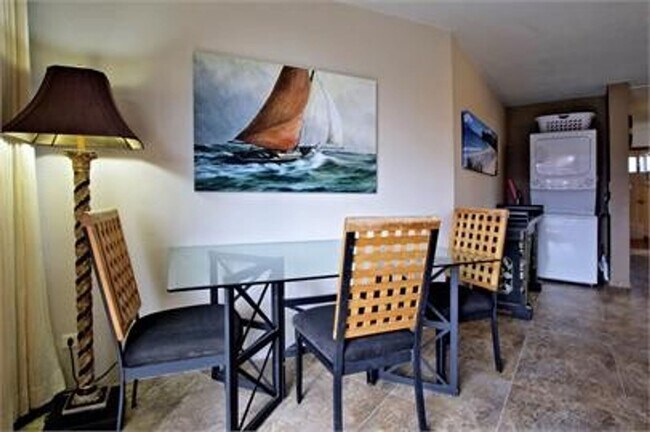 Foto del edificio - OceanFront Furnished Condo at Maalaea Merm...