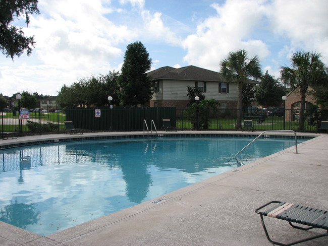 Building Photo - Cobblestone of Kissimmee