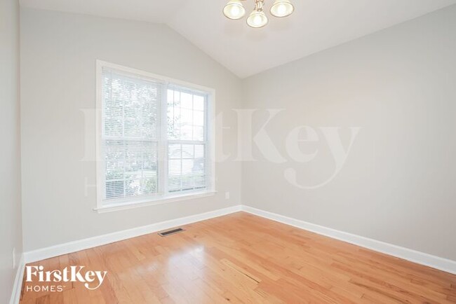 Building Photo - 3715 Sherbourne Ln