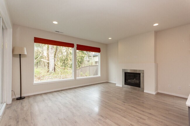 Foto del edificio - Spacious Contemporary 4 Bedroom Home in Au...
