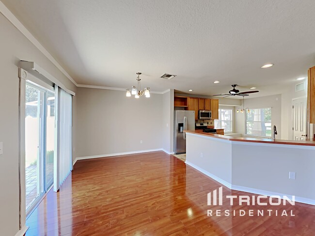 Foto del edificio - 3523 Hunting Creek Loop