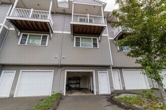 Building Photo - 330 Crystal Ave