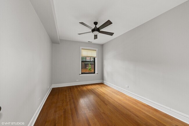 Building Photo - 404 Wesley Ave