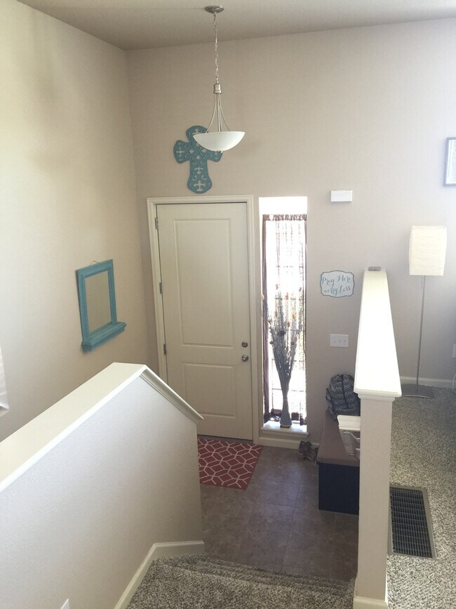 Foto del edificio - Southern Facing End 3 Bedroom Townhome