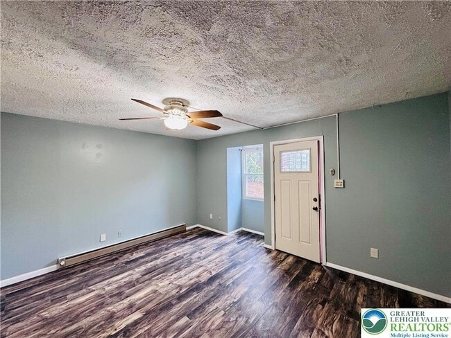 Foto del edificio - 402 S Bradford St