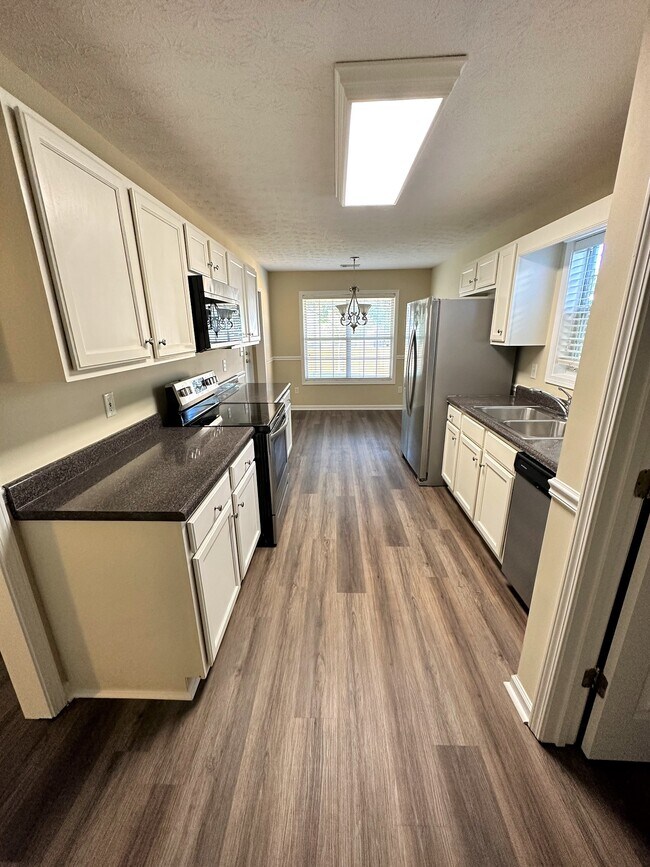 Foto del edificio - 2162 Jefferson St