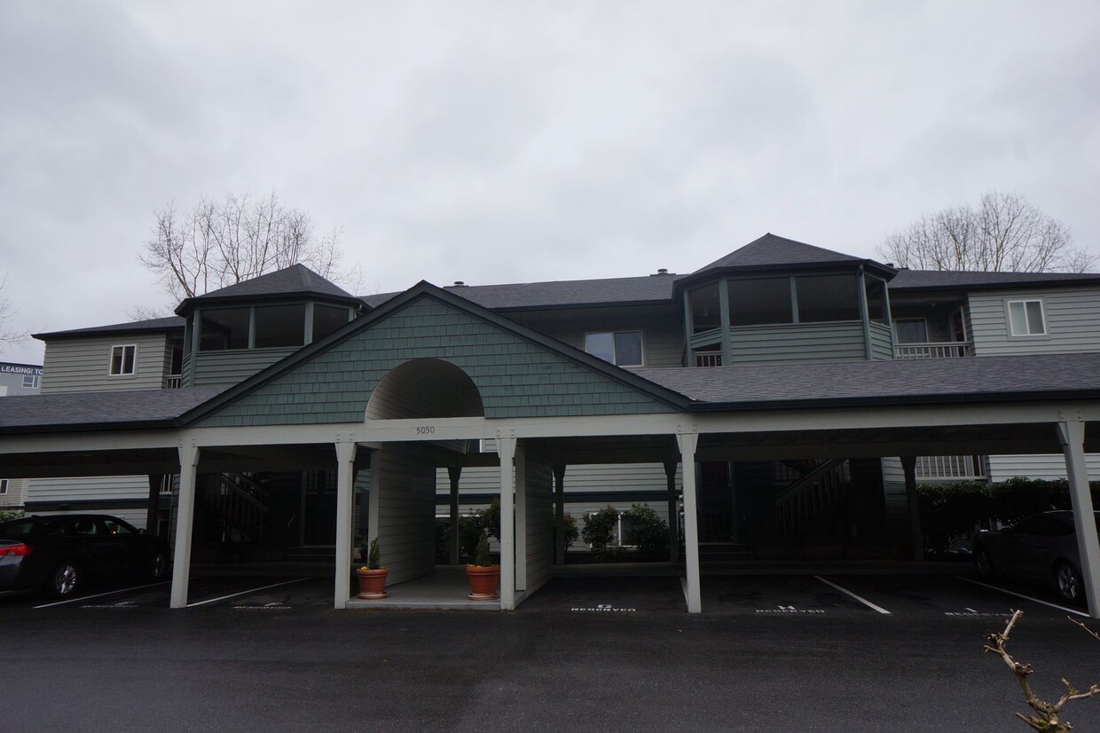 Foto principal - S. Landing 2 bedroom condo with Willamette...