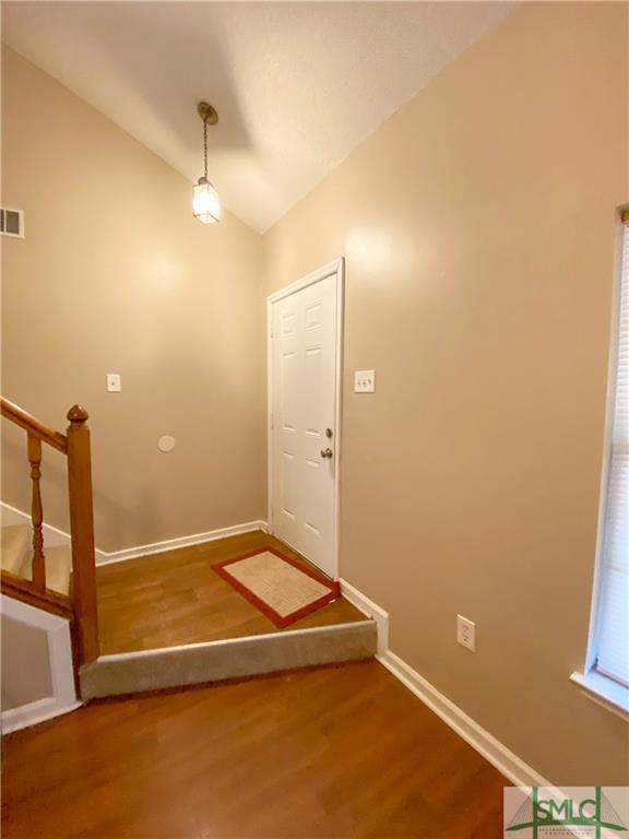 Building Photo - 140 Holland Park Cir