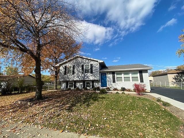 Primary Photo - Newly remodeled home for a single family