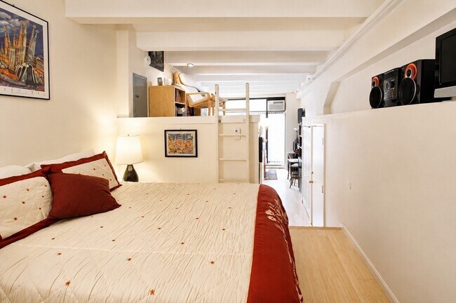 Foto del edificio - 12 Stoneholm St