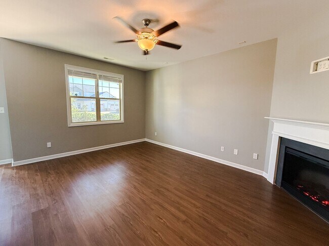 Foto del edificio - 268 Chatfield Dr.