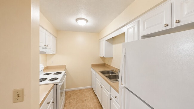 Building Photo - Woodland Bend Apartments