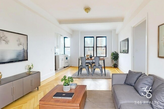 West 96th Street - West 96th Street Apartment
