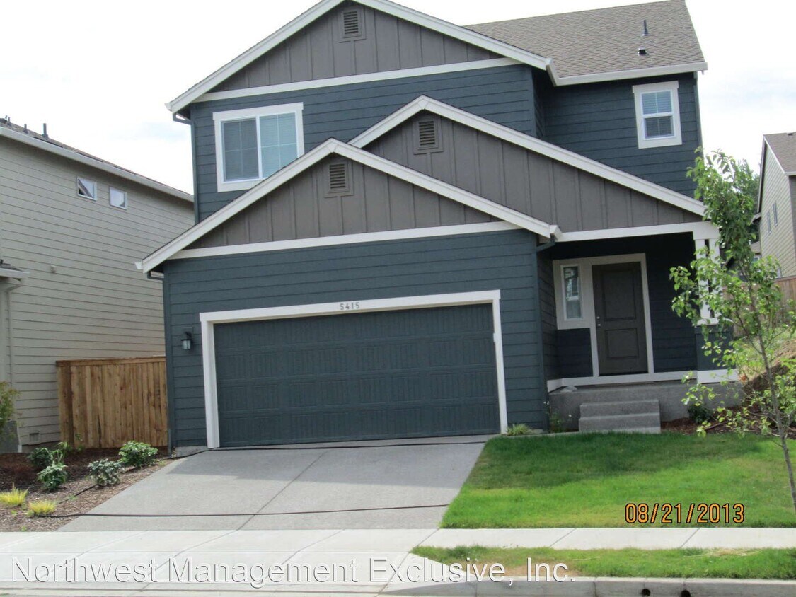 Primary Photo - 4 br, 2.5 bath House - 5415 NE 52nd Street