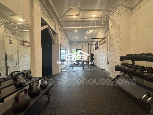 Foto del edificio - 2815 Grand Ave