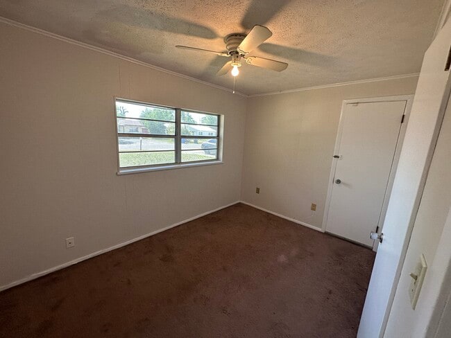 Building Photo - 108 N Anita Dr
