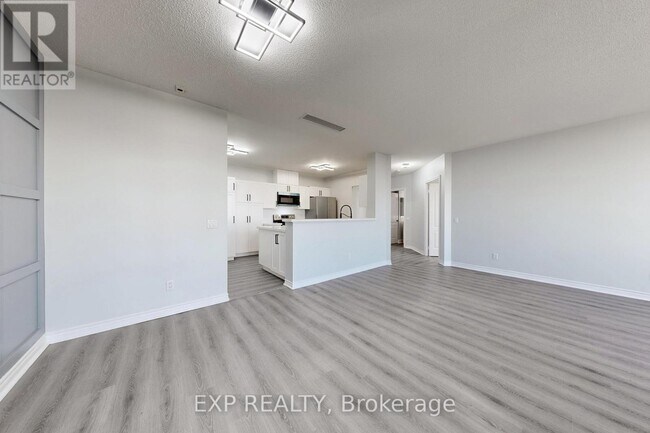 Building Photo - 115 Omni Dr