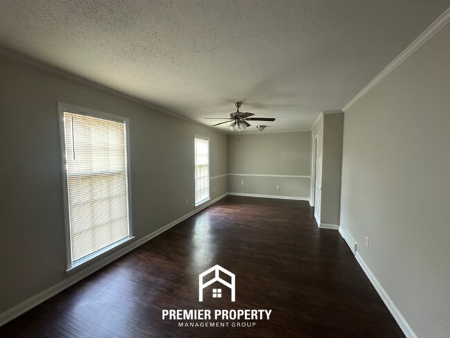 Foto del edificio - 5450 Rappahannock Dr