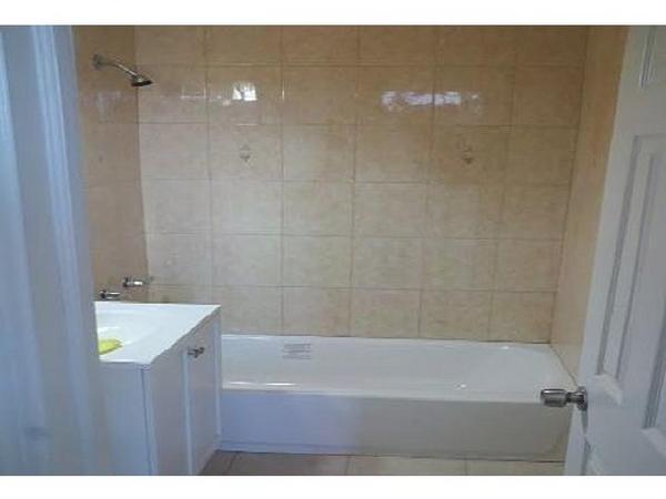 Foto principal - 110 Albany Ave