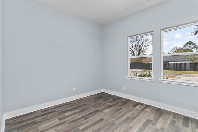 Foto del edificio - 1010 Junell St