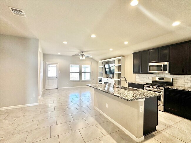 Foto del edificio - 18330 Arcola Bay Ln