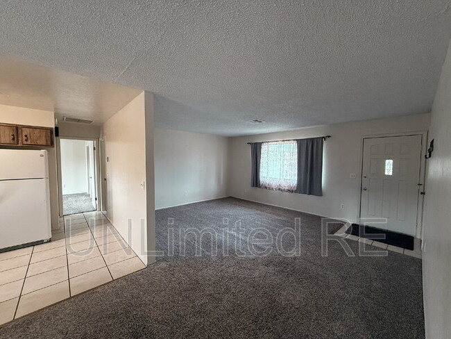 Building Photo - 4752 N Scout Way