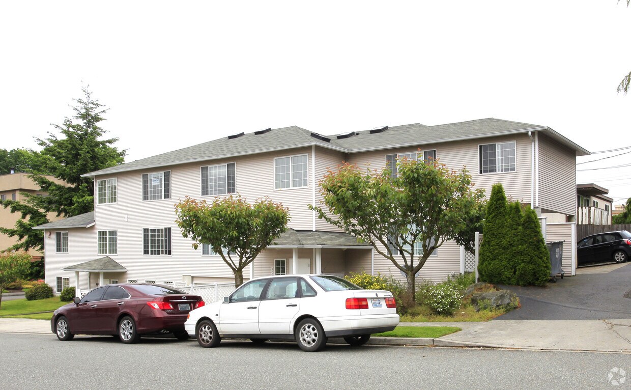 Building Photo - Bartlow Apartments
