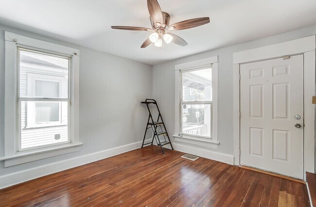 Foto del edificio - Two Bed, One Bath in Dayton!