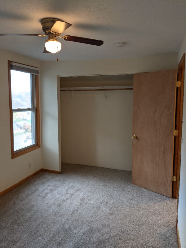 Building Photo - 3236 N James Ave