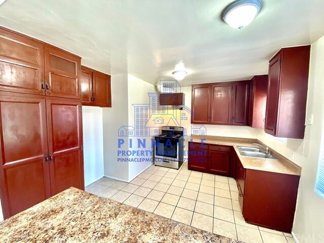 Primary Photo - 10203 England Ave