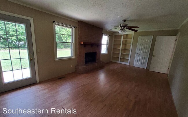 Foto del edificio - 3 br, 2 bath House - 10 Phelps