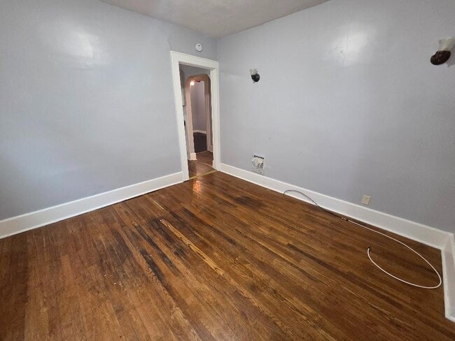 Building Photo - 416 Boyden St