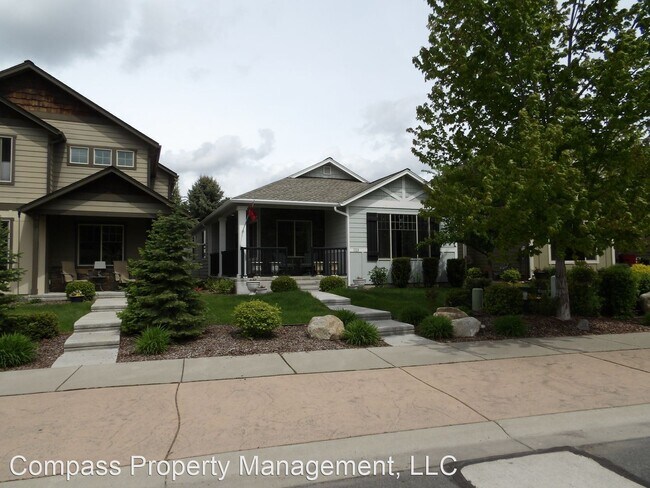Building Photo - 3 br, 2 bath House - 1113 Grove Way CDA ID...