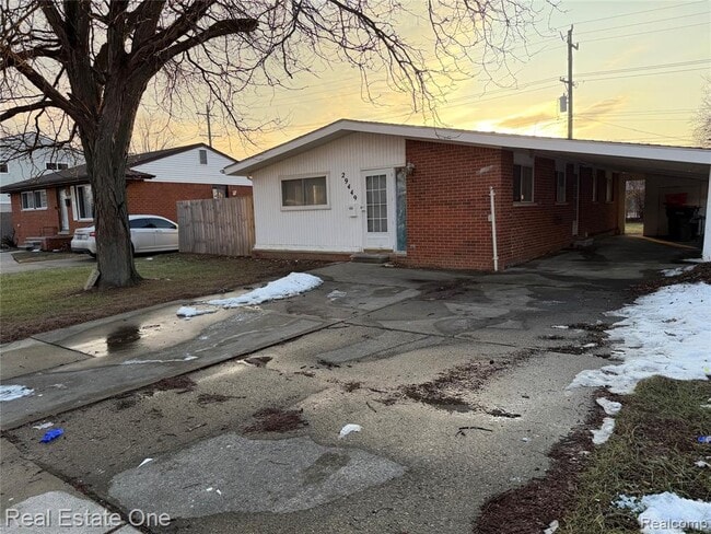 Building Photo - 29449 Everett St