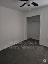 Building Photo - 1105 Westwood Ln