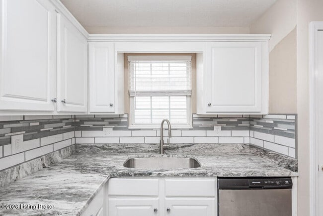 Foto del edificio - 6303 Cottagemeadow Dr
