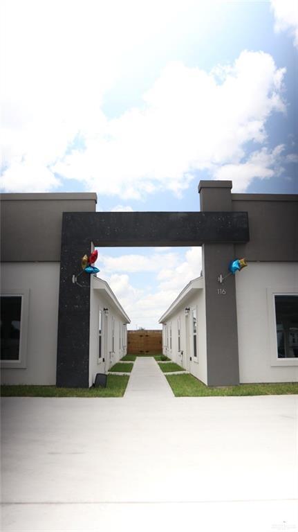 Building Photo - 24 Campeche Dr