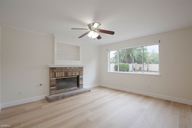 Building Photo - 4 br, 3 bath House - 32035 Corte Bacarro