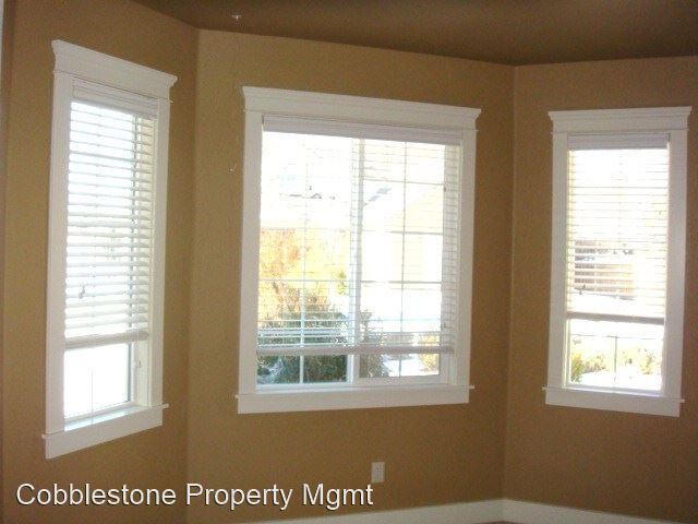 Foto del edificio - 3 br, 2 bath House - 9024 W. Dalton Place