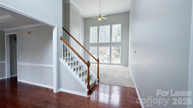 Foto del edificio - 8811 Singleton Ct