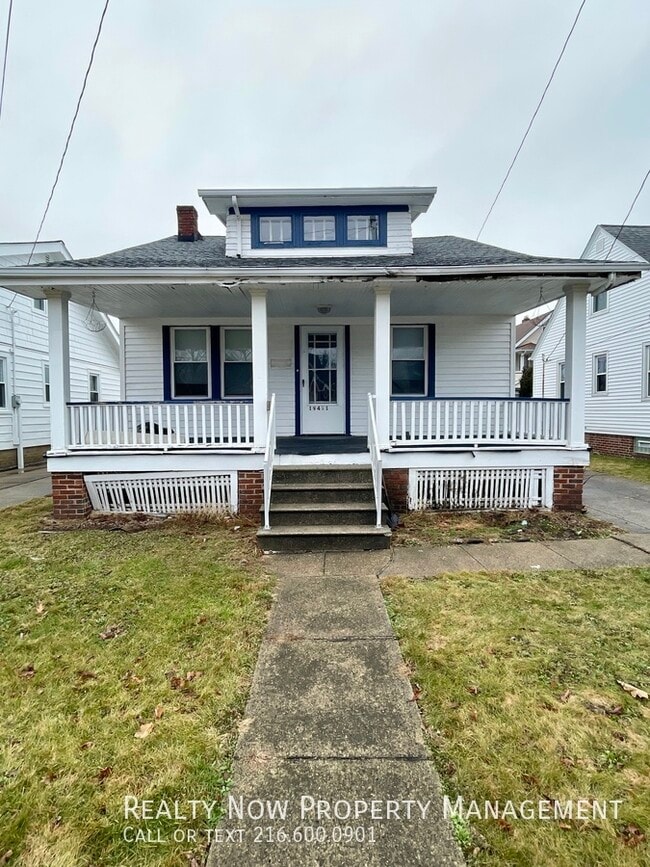 Building Photo - 19411 Muskoka Ave