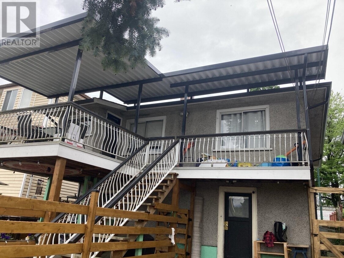 Photo du bâtiment - 1427 E 33rd Ave