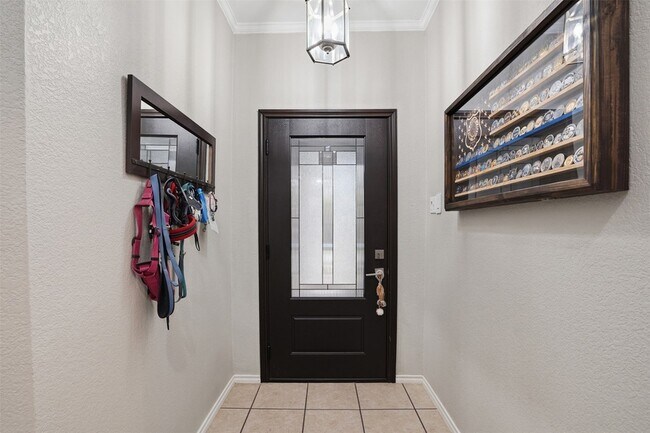 Building Photo - 7258 Summit Parc Dr