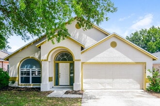 Building Photo - 16329 Coopers Hawk Ave