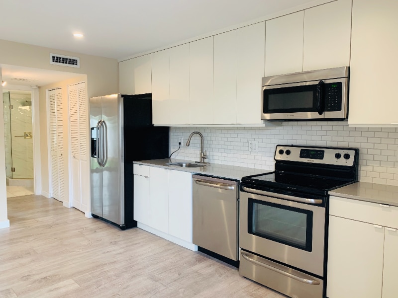 Photo - 2412 NE 26th St (Fort Lauderdale, FL)